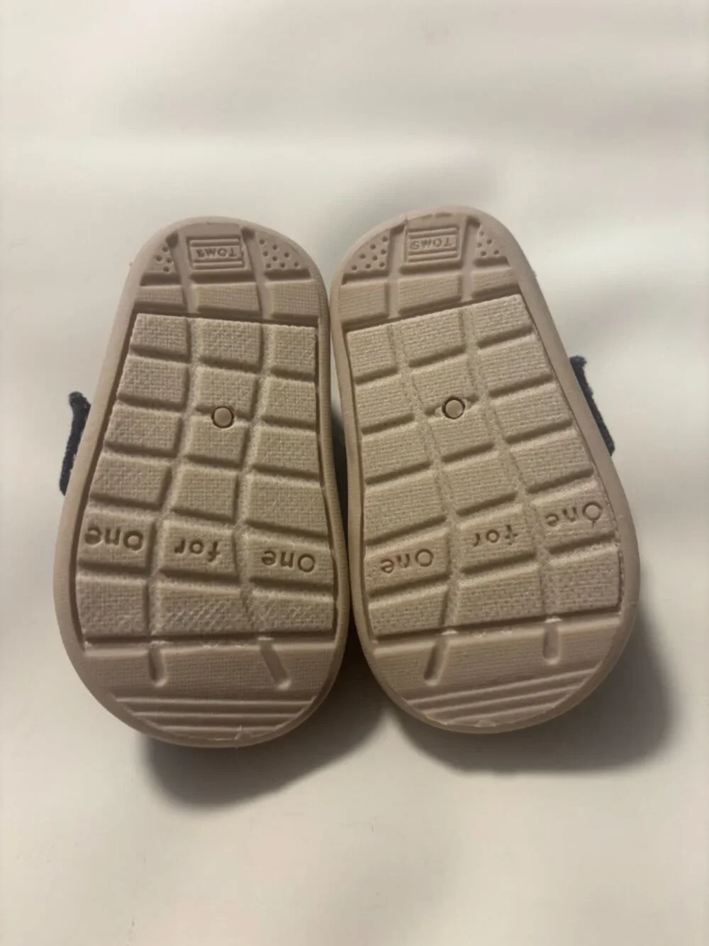 TOMS Classic Navy Canvas Shoes Size T3